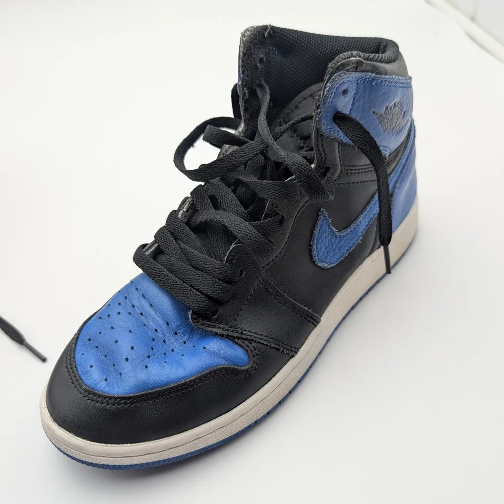 Jordan Men's Black and Blue Sneakers - Picture 2 of 10